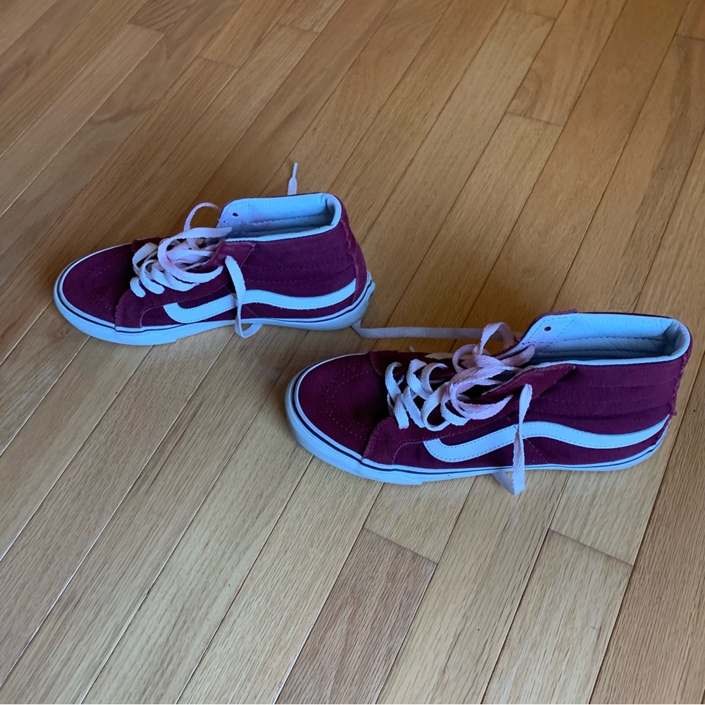 Maroon Vans Hightop